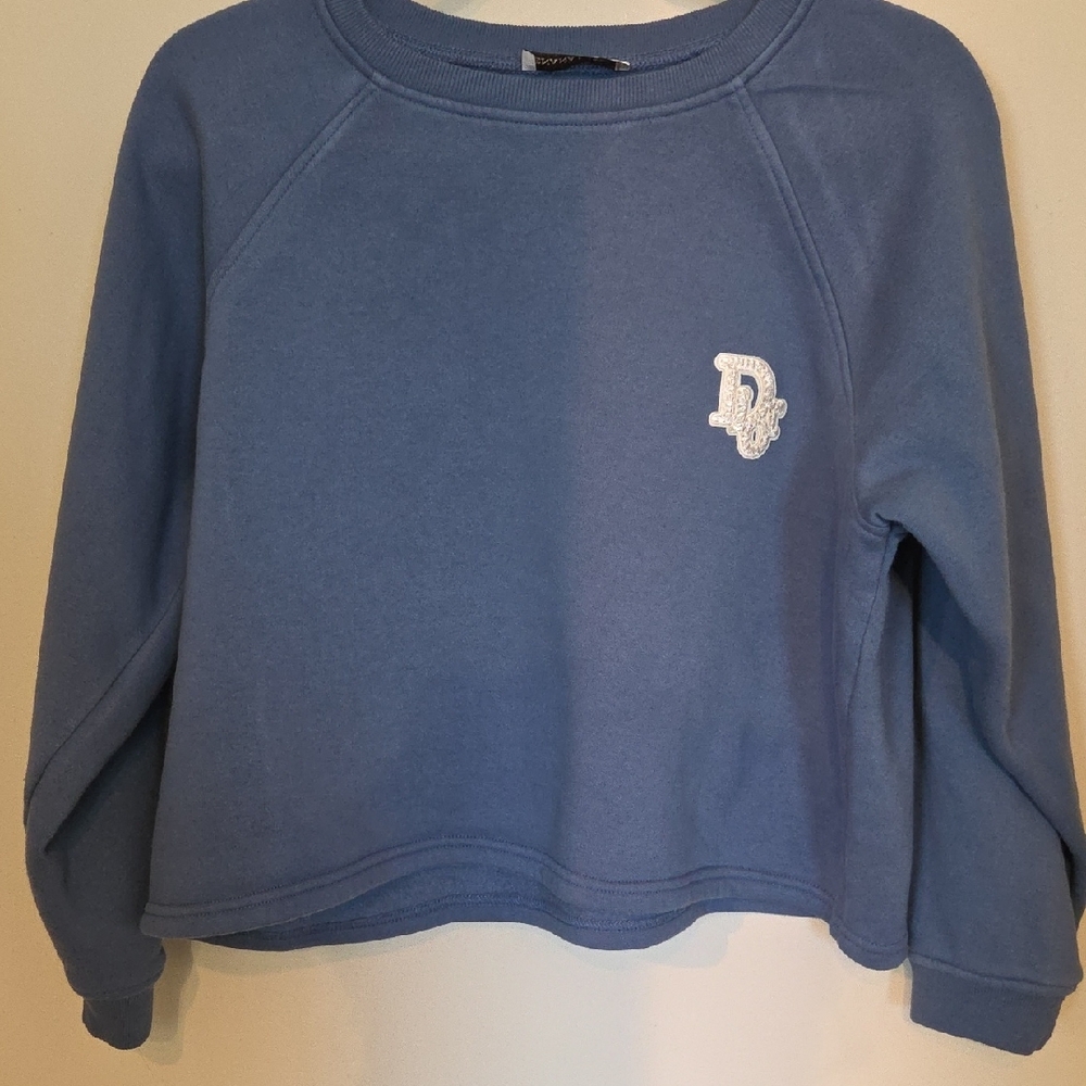 Cozy Blue Sweatshirt - Picture 5 of 7